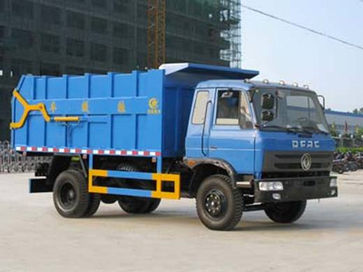 東風(fēng)145對接式<a href=http://cnnxw.cn/ljc target=_blank class=infotextkey>垃圾車</a>出廠圖片