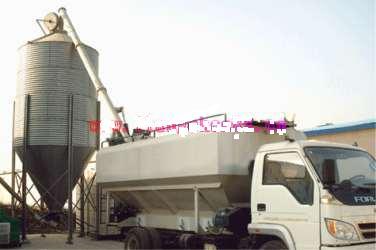 天錦散裝<a href=http://cnnxw.cn/siliaoche/ target=_blank class=infotextkey>飼料車</a>是如何完成卸料？